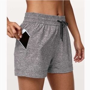 Lululemon On The Fly Short *2.5"Heathered Black 6